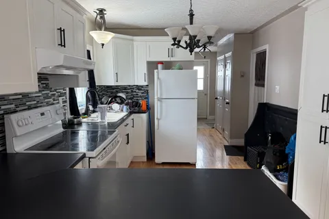 331 Spruce Street, ON P4N 2N2