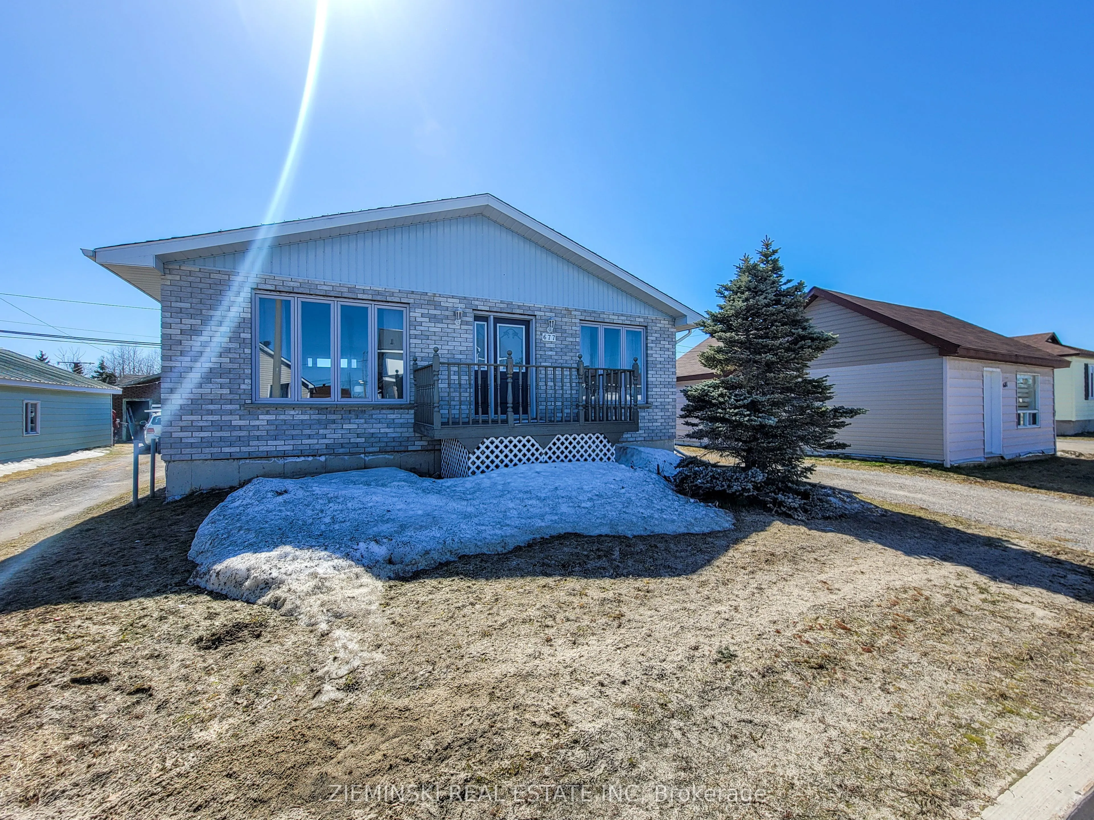 677 Victoria Road, Iroquois Falls, ON P0K 1G0