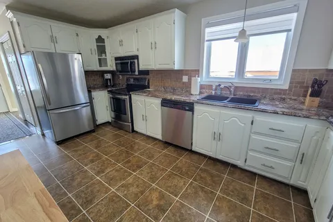 677 Victoria Road, Iroquois Falls, ON P0K 1G0