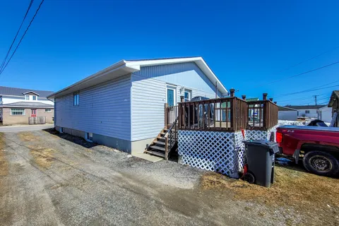 677 Victoria Road, Iroquois Falls, ON P0K 1G0
