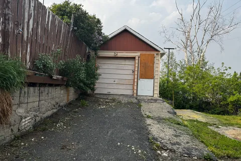 101 Fourth Avenue, Timmins, ON P4N 5E2