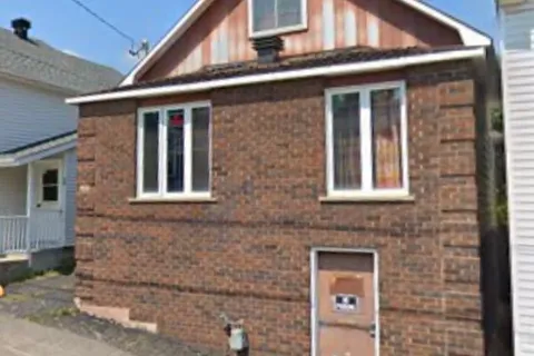 101 Fourth Avenue, Timmins, ON P4N 5E2