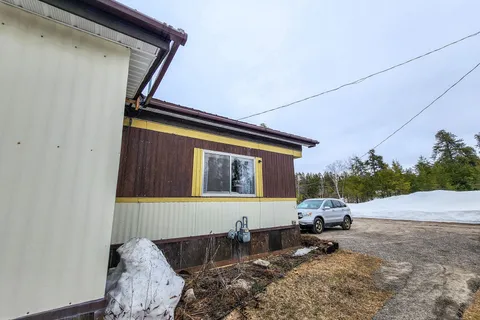 8885 11 Highway, Iroquois Falls, ON P0K 1G0