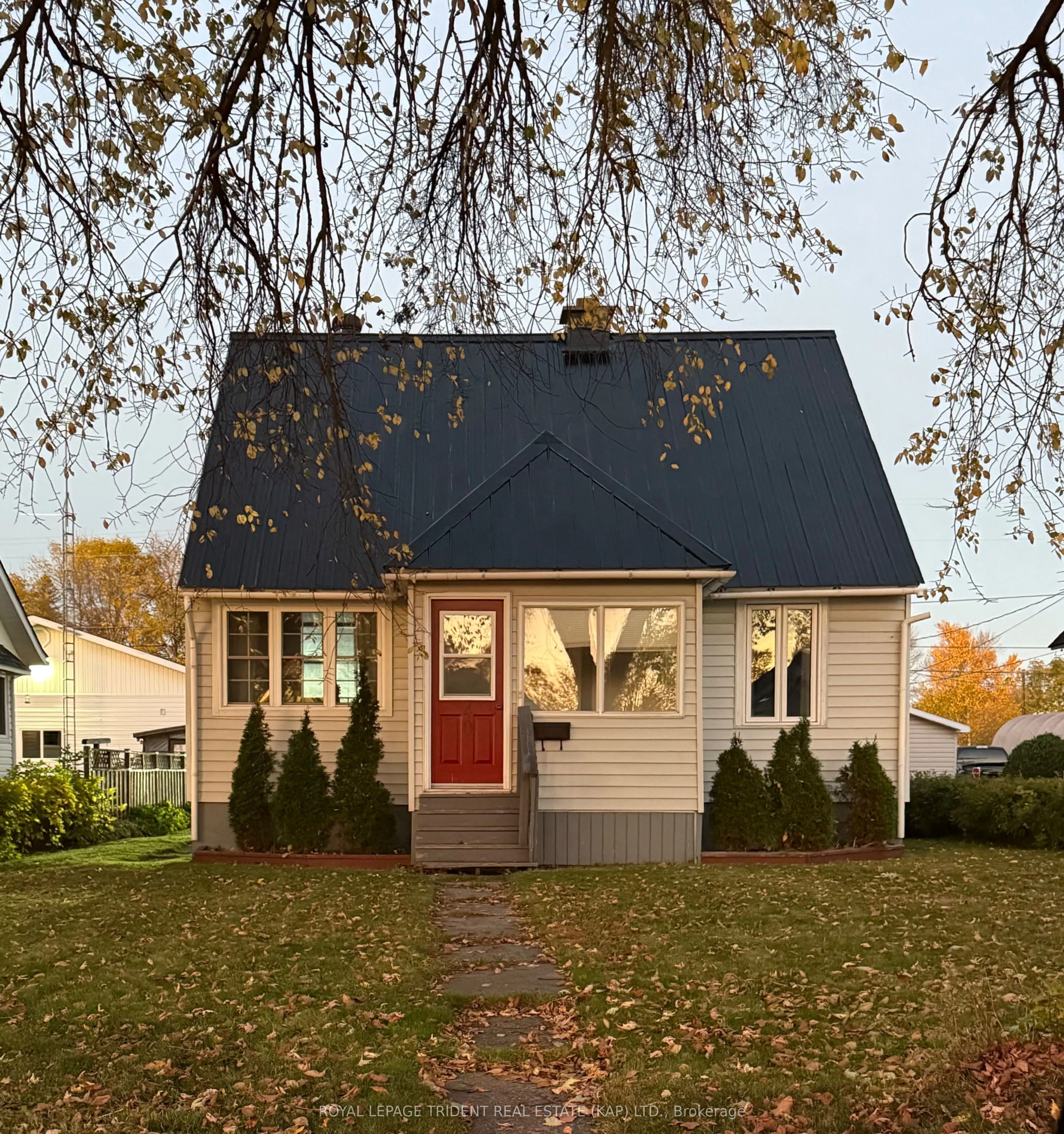 40 Bowman Avenue, Kapuskasing, ON P5N 1N1