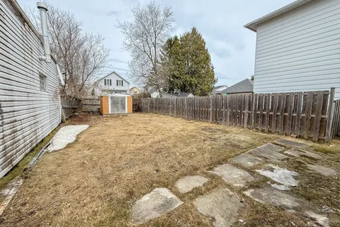 140 Shamrock Avenue, Timmins, ON P0N 1H0
