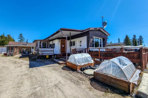 8885 11 Highway, Iroquois Falls, ON P0K 1G0