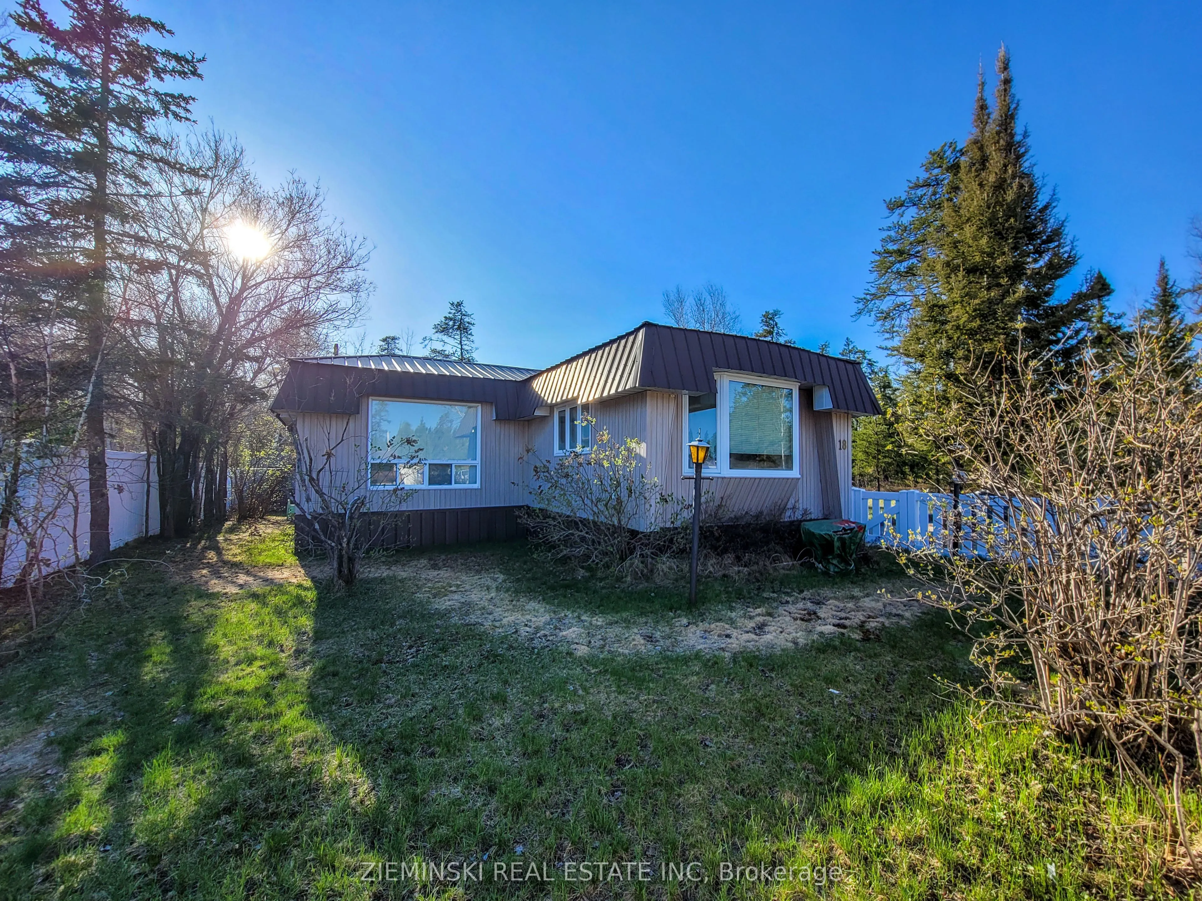 18-8885 Hwy 11 Highway, ON P0K 1G0