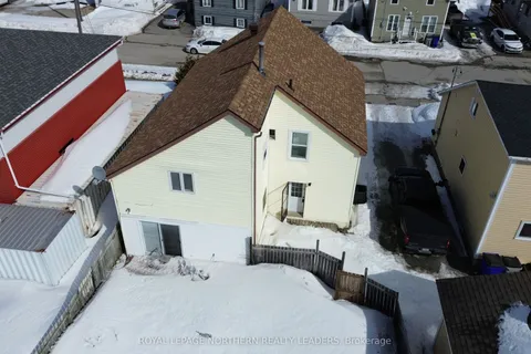 383 Belanger Avenue, ON P4N 2W3