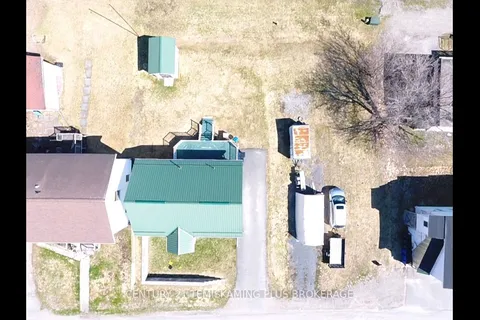 369 Amwell Street, ON P0J 1K0