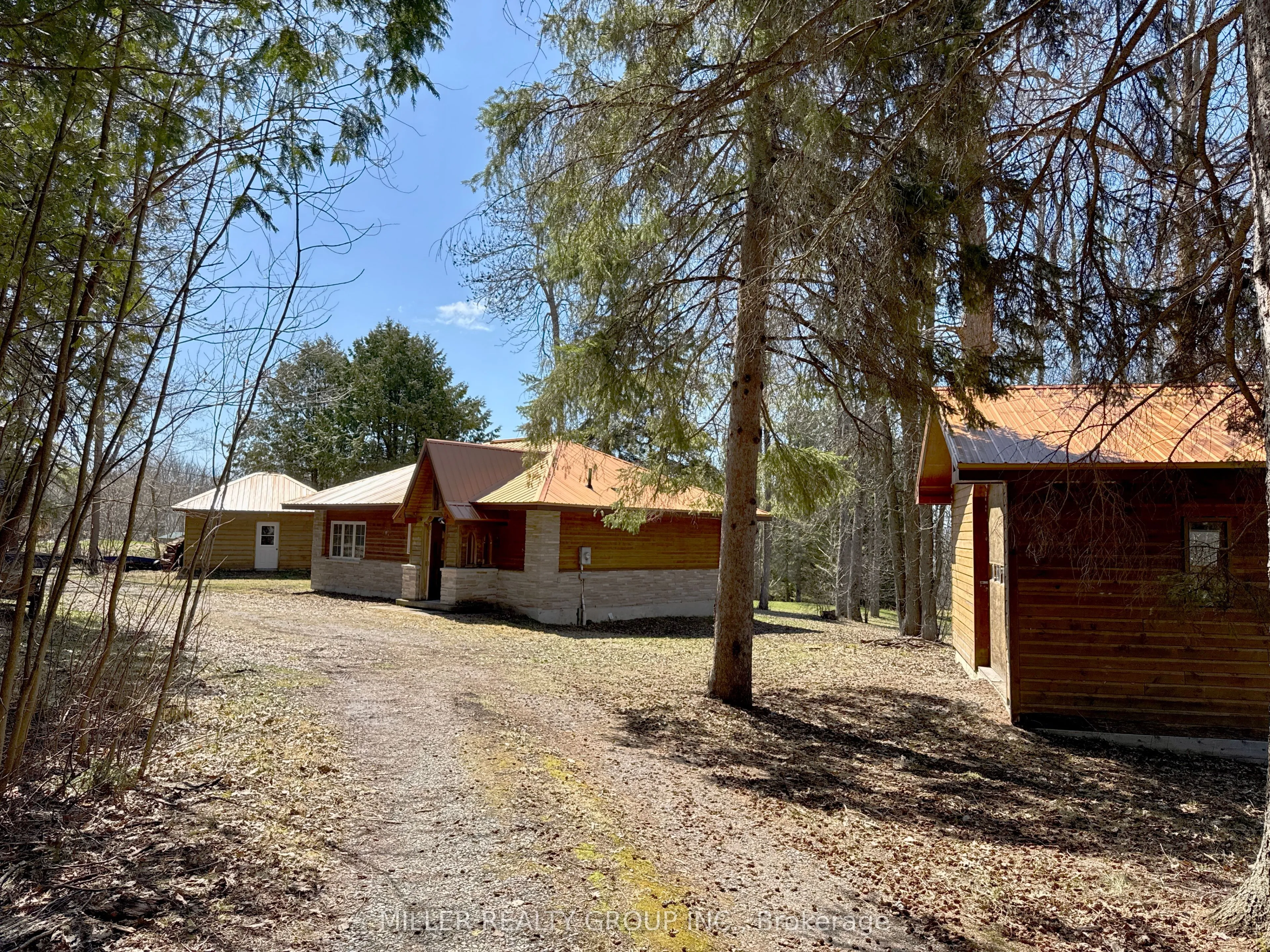 692 Dawson Point Road, ON P0J 1P0