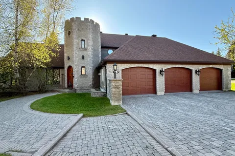 313 Cameron Street, ON P4N 8L4