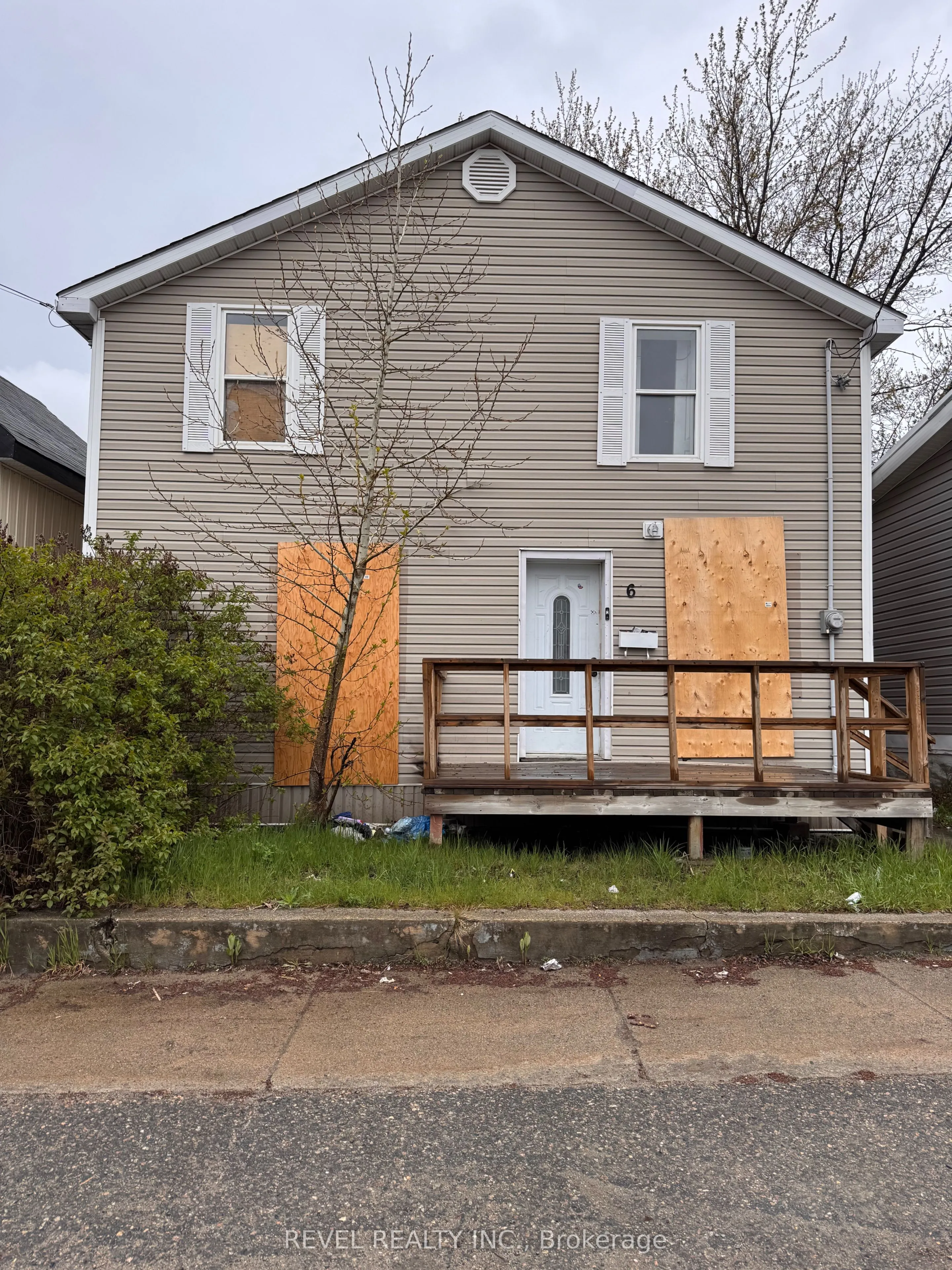 268 Kirby Avenue, ON P4N 1K4