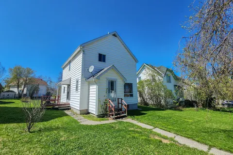 120 Devonshire Avenue, ON P0K 1E0
