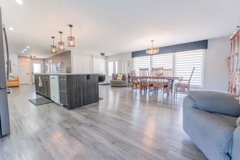 85 Avenue Road, ON P5N 3A3