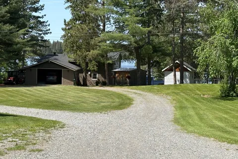 7173 Twin Lakes RD C Road, ON P0J 1P0