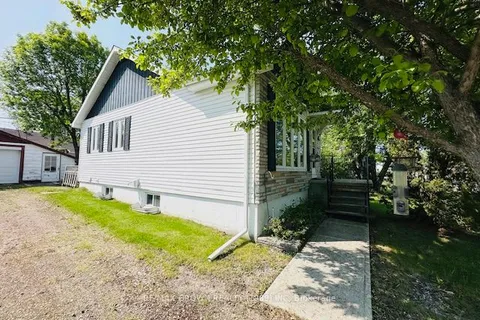 15 Poplar Crescent, ON P5N 1Y1