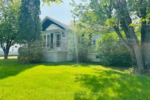 15 Poplar Crescent, ON P5N 1Y1