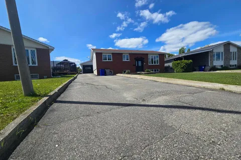 246 Timcor Crescent, ON P4R 1C7