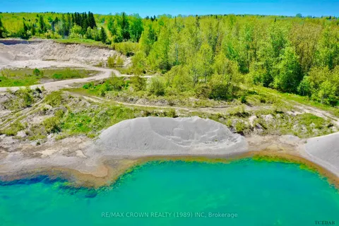 187-A Ouellette Bay Road, ON P0L 1V0