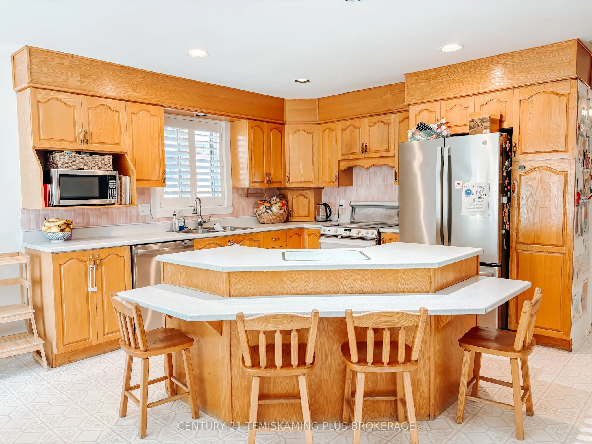242 Farah Avenue, ON P0J 1P0