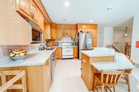 242 Farah Avenue, ON P0J 1P0