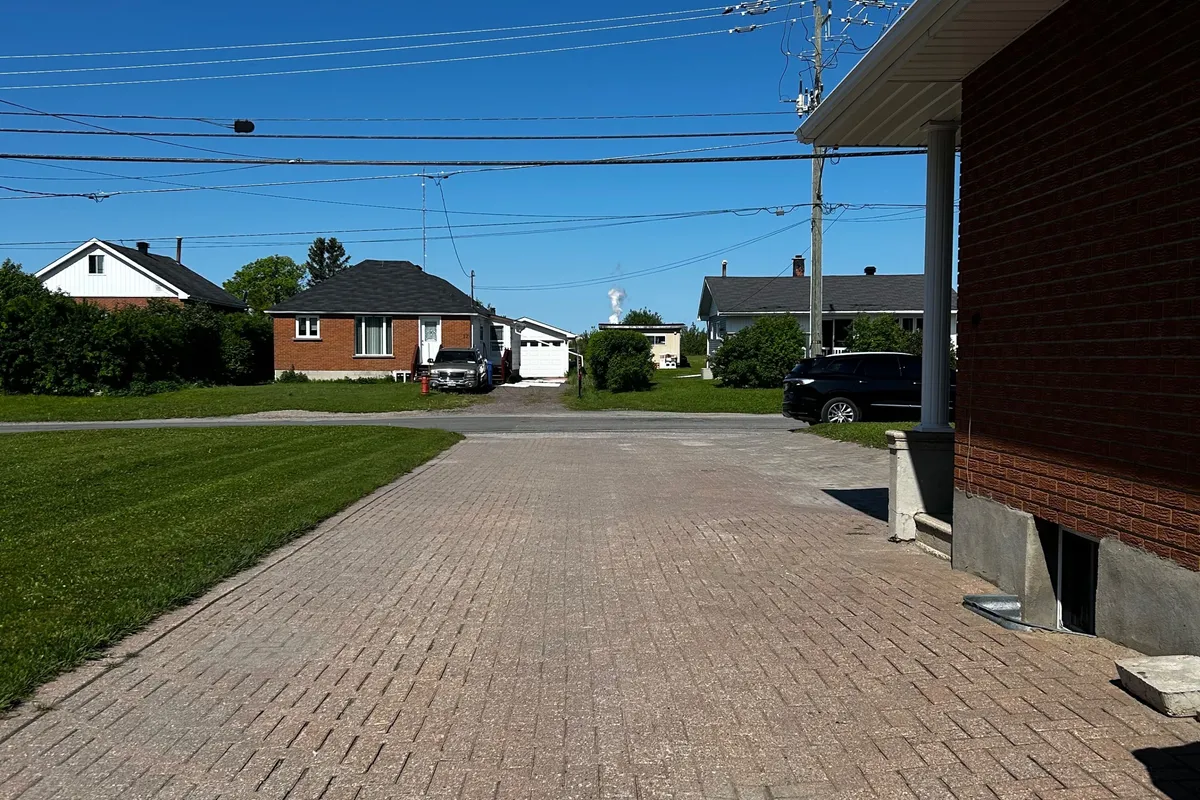 14 Brunelle Road, ON P5N 2T2