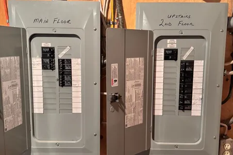 388 Pine Street, ON P4N 2L3