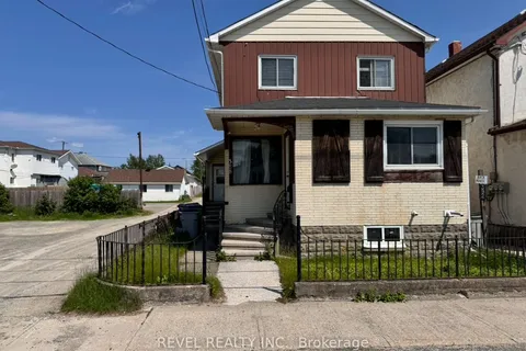 388 Pine Street, ON P4N 2L3