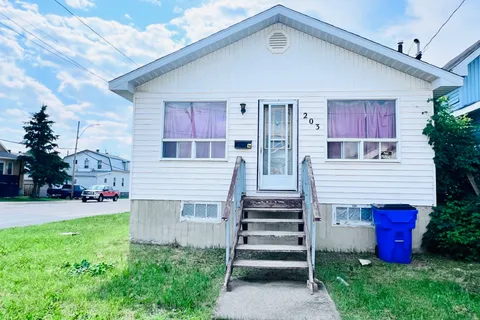 203 Maple Street, ON P4N 6B9