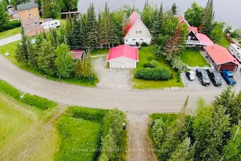 93 Lefebvre Peninsula Road, ON P0L 1V0