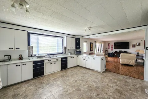 545 Silver Queen Lake Road, ON P0L 1C0