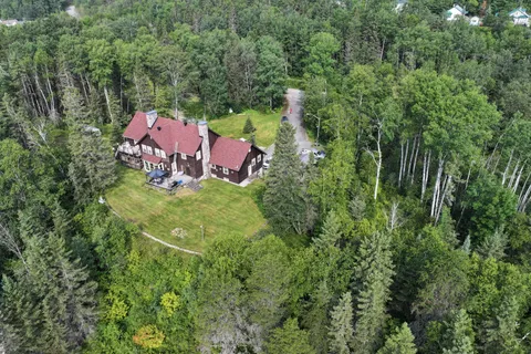 3 Kerr Crescent, ON P0K 1X0