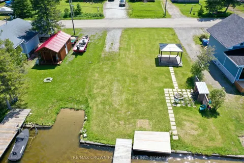 115 Lefebvre Peninsula Road, ON P0L 1V0