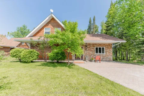 99 Lefebvre Peninsula Road, ON P0L 1V0