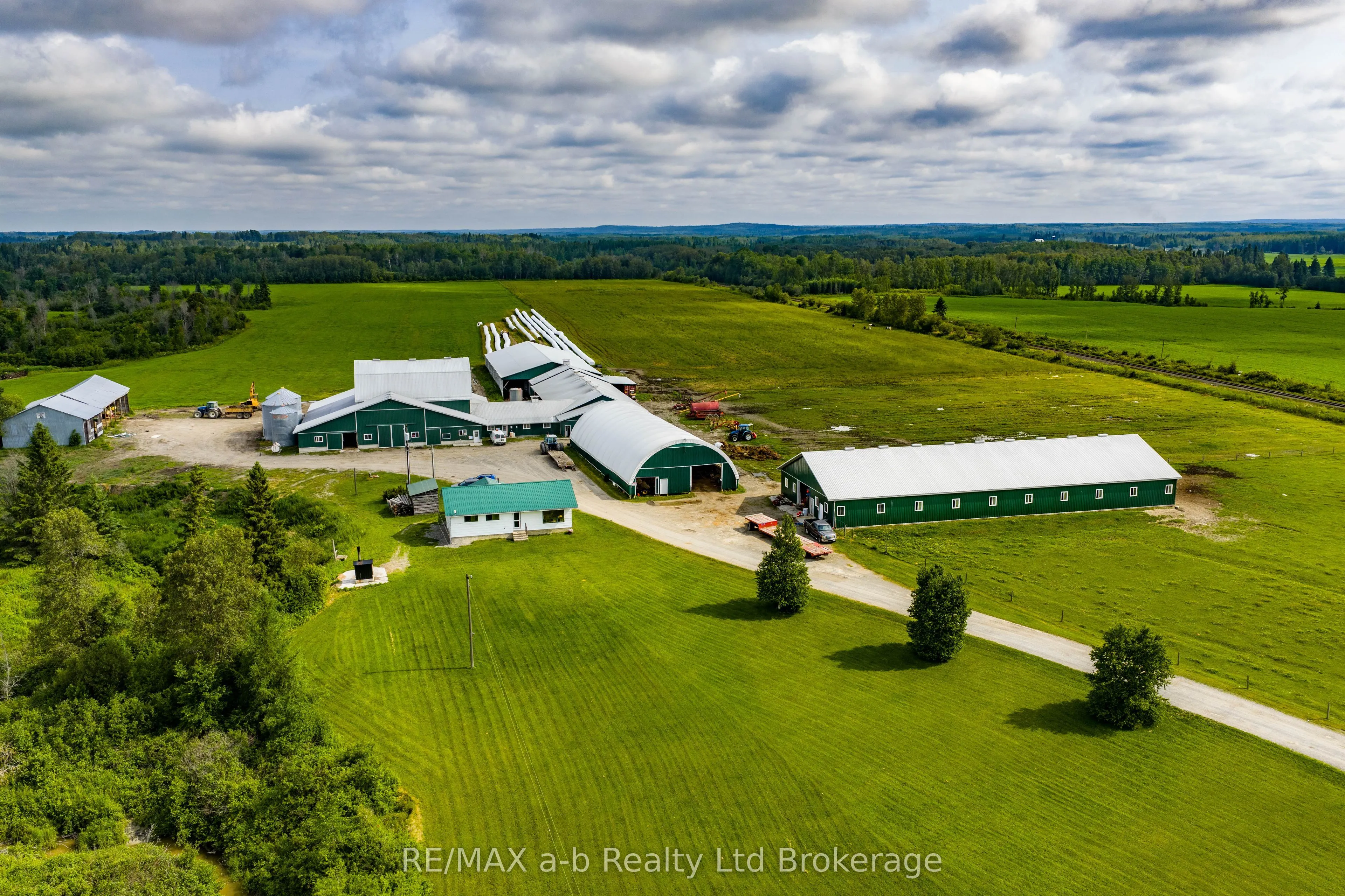 407197 Road 2 N/A, ON P0J 1H0