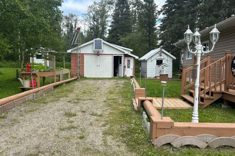 1320 Glackmeyer 12& 1 Concession, ON P0L 1C0