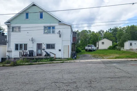 50 And 52 Tower Street, ON P2N 1P2