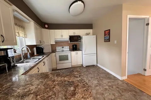 7 Spruce Street, ON P5N 1Z5