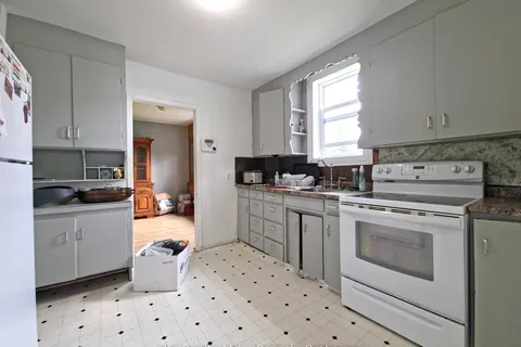 26 George Street, ON P2N 3G8