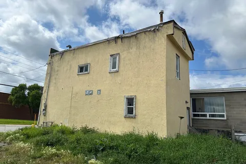 118 Golden Avenue, ON P0N 1H0