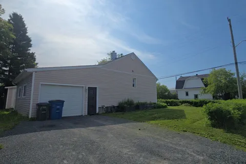 39 Fourth Street, ON P0L 1C0