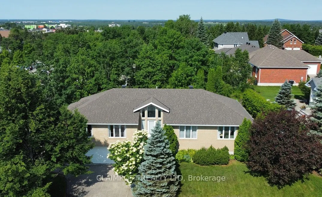 697 Lavigne Boulevard, ON P4N 8M7