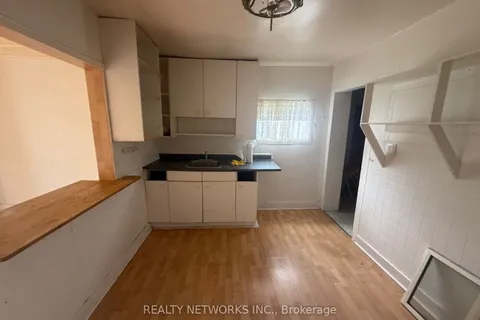 214 Montgomery Avenue, ON P4N 3G8