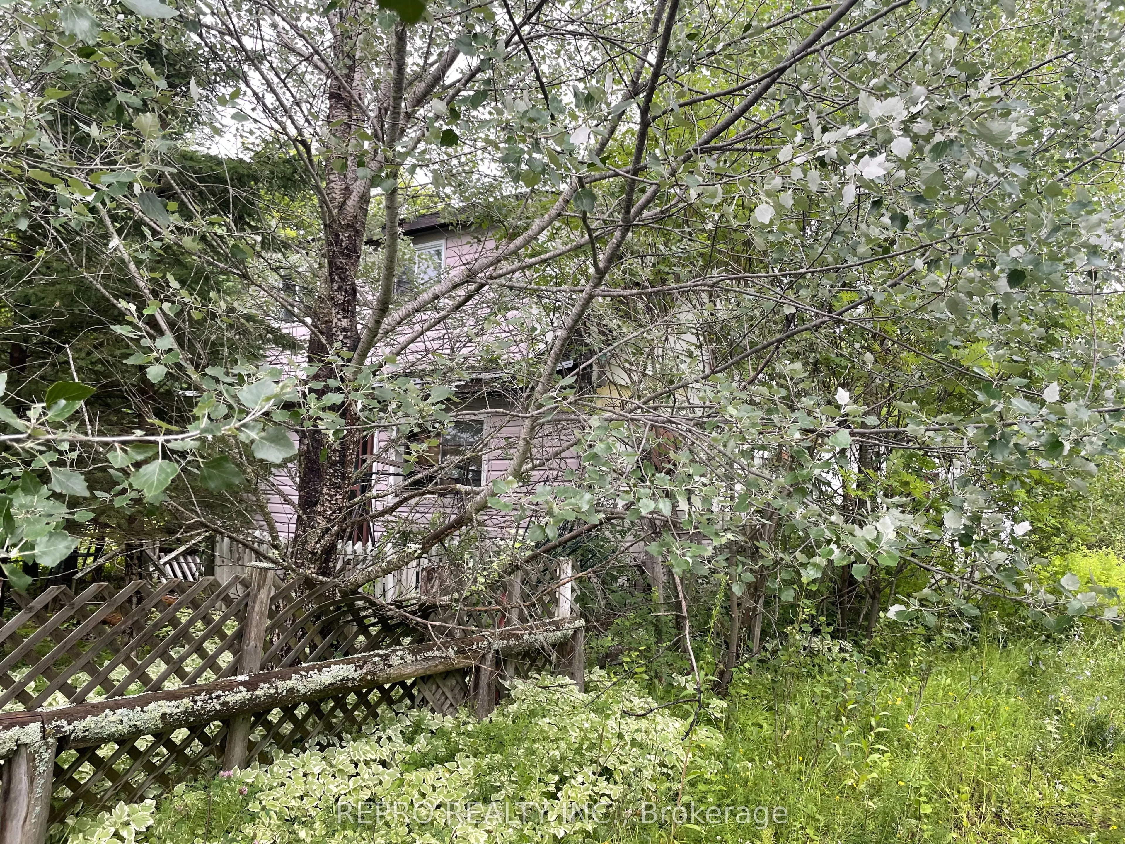 65 Edward Street, ON P0N 1E0