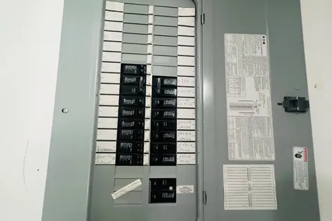 270 Kirby Avenue, ON P4N 1K4