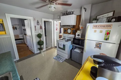 40 Taylor Avenue, ON P2N 2L1