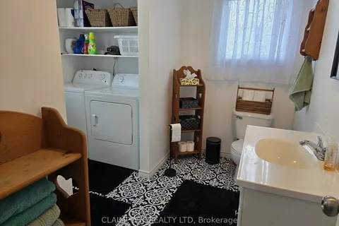 40 Pine Street, ON P0M 1W0