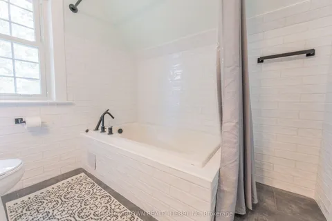 6 Drury Street, ON P5N 1K8