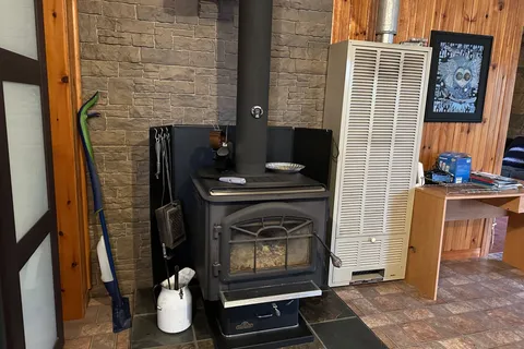 4 Scott Lake N/A, ON P4N 7C5