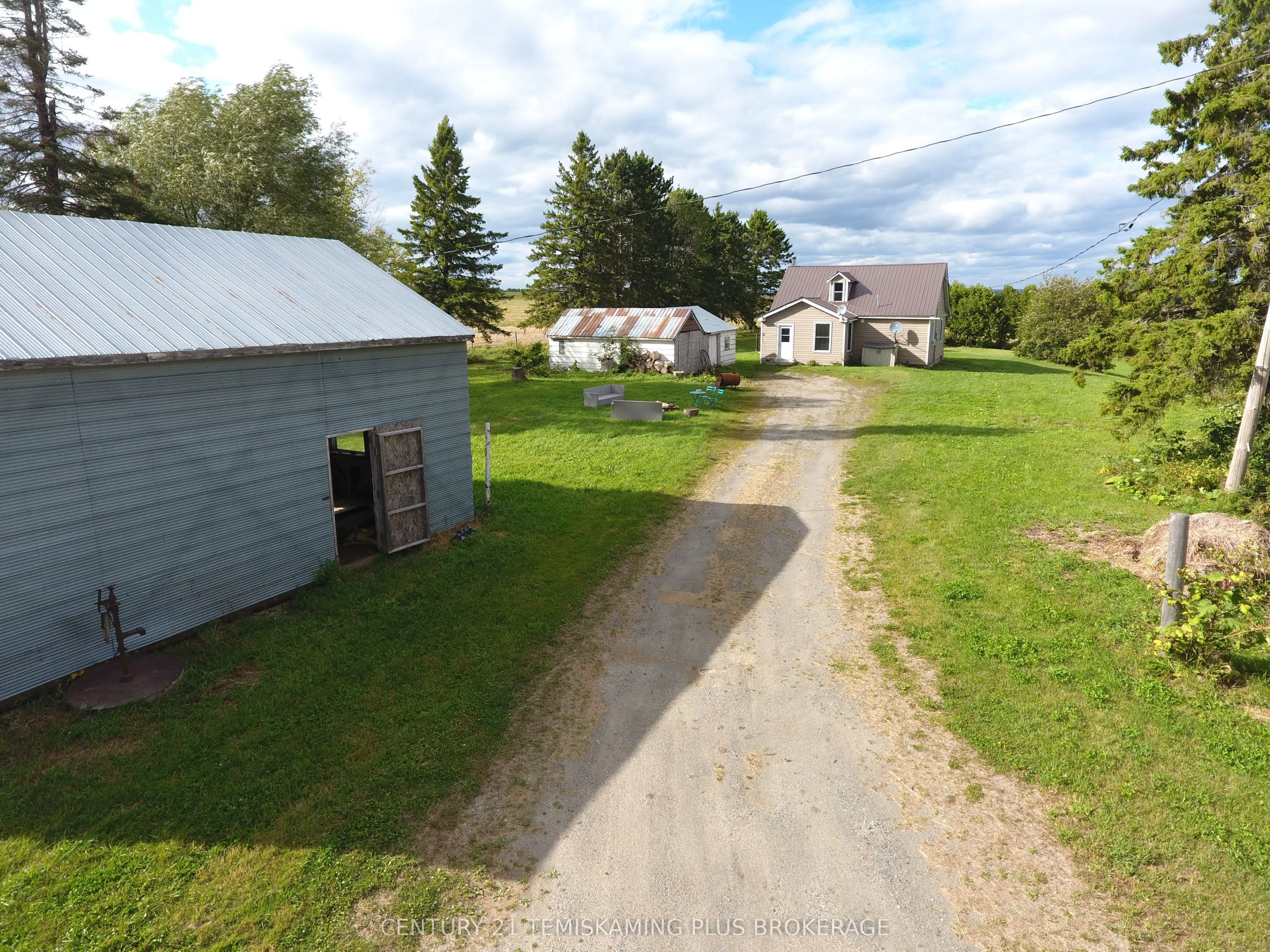 253156 Roger's Road, ON P0J 1H0